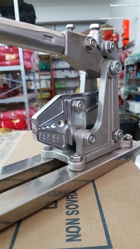 PINZA CENTRO CT180 SS INOX